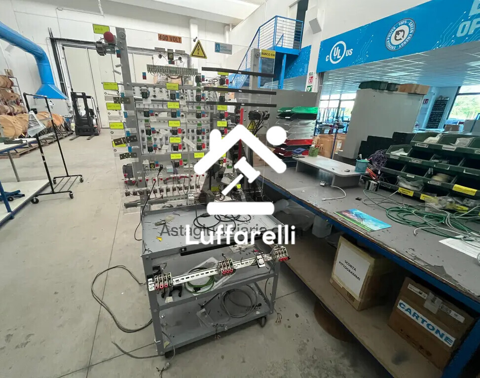 Arredi Da Ufficio E Varie — foto 3