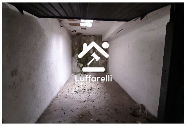Immagine di GARAGE / POSTO AUTO VIA ISONZO – GROTTAFERRATA