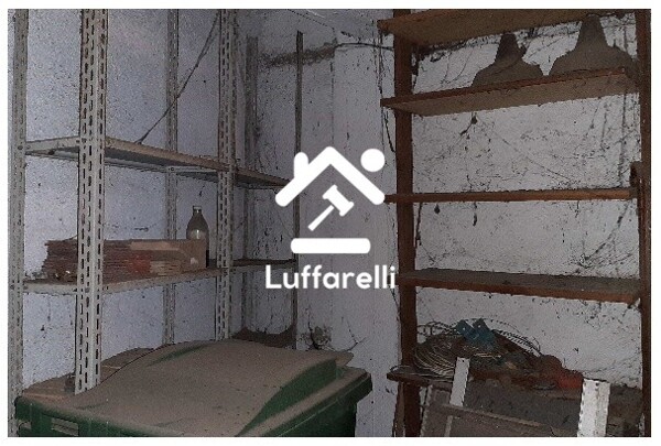 DEPOSITO / MAGAZZINO VIA ISONZO - GROTTAFERRATA — foto 4
