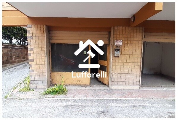 DEPOSITO / MAGAZZINO VIA DELLE SORGENTI - GROTTAFERRATA — foto 2