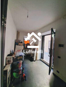 NEGOZIO O LOCALE COMMERCIALE VIA SULPICIO QUIRINIO - LANUVIO — foto 2