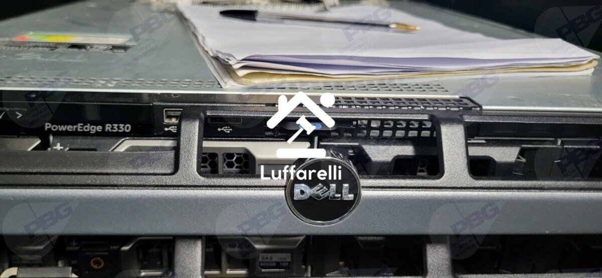 Computer E Attrezzatura Informatica — foto 2