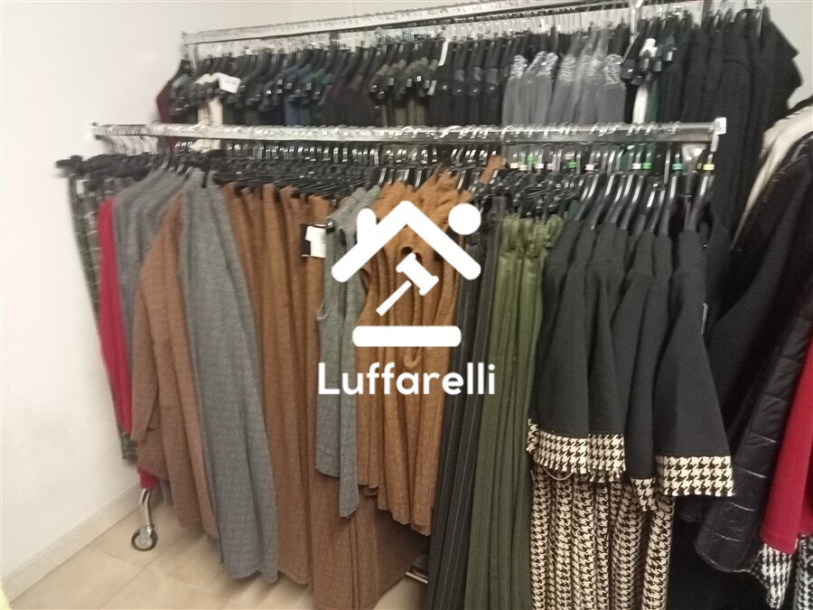 Abbigliamento E Calzature — foto 2