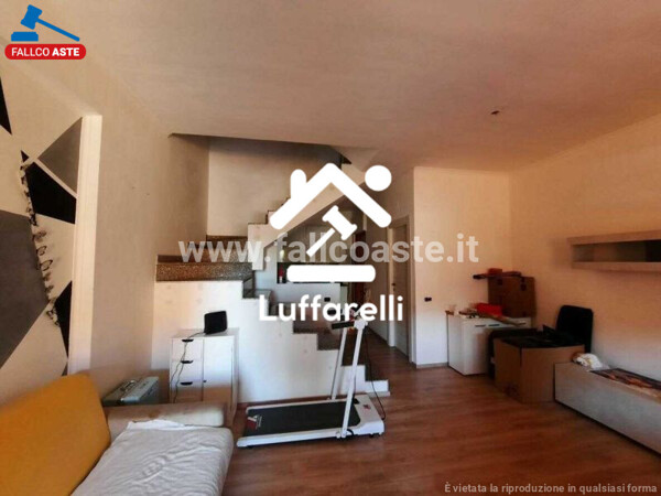 CASA / VILLA VIA FABIO GORI - ROMA — foto 3