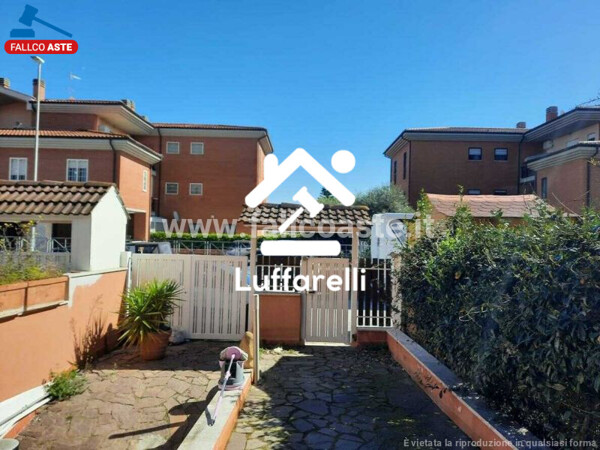 CASA / VILLA VIA FABIO GORI - ROMA — foto 2
