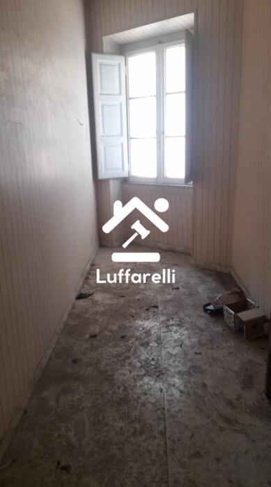 Immagine di APPARTAMENTO VIA VELLETRI – ROMA