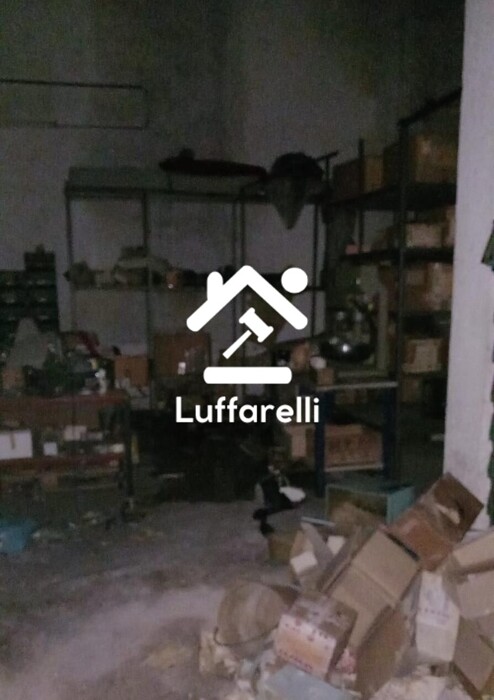 Immagine di MAGAZZINO VIA LUIGI ARATI – ROMA