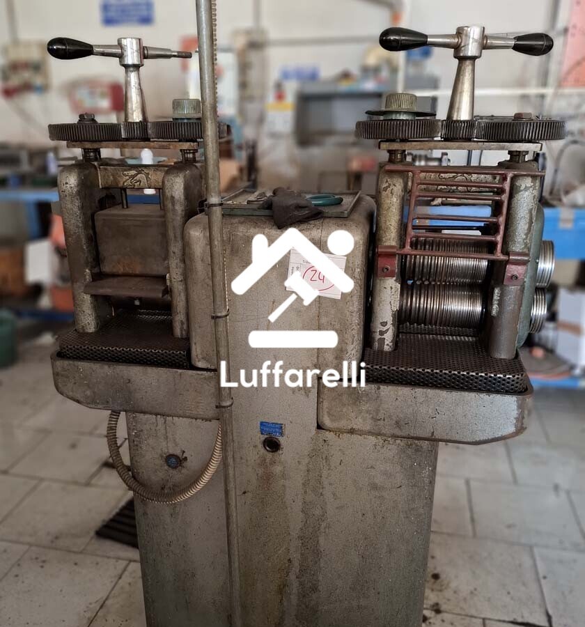 Macchine Per La Lavorazione Dei Metalli — foto 8