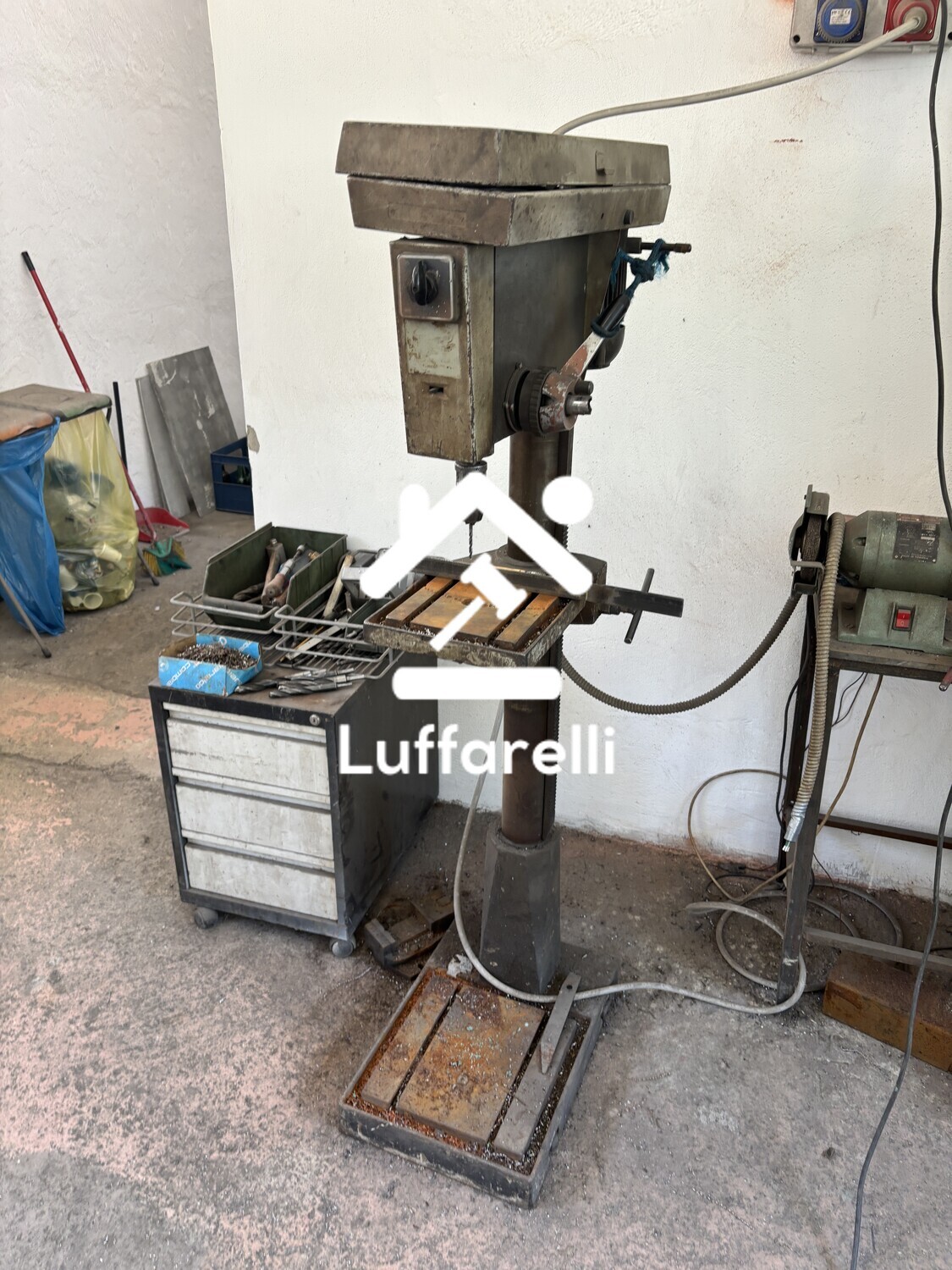 Attrezzature Ed Utensili — foto 2