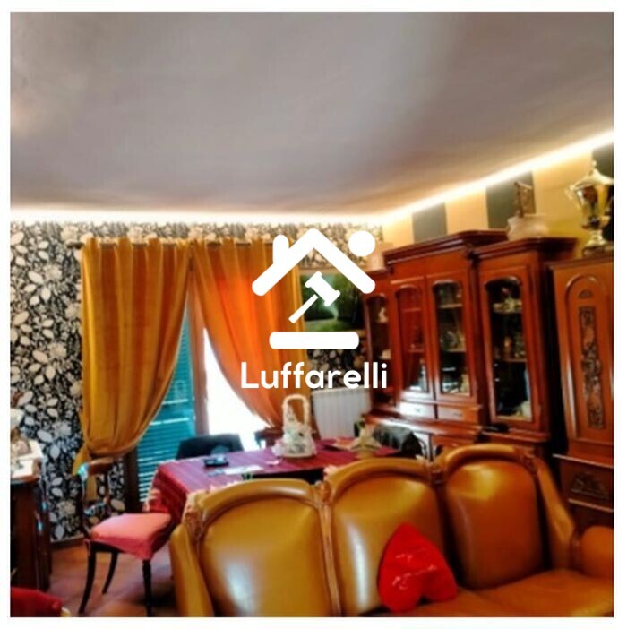 Immagine di CASA / VILLA VIA COLLE CAGIOLI – LARIANO