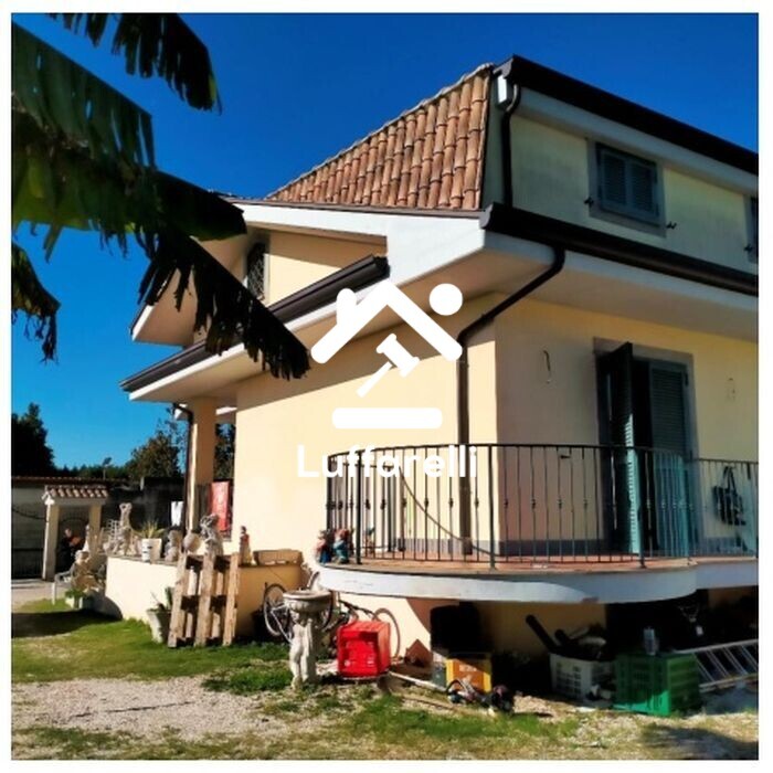 Immagine di CASA / VILLA VIA COLLE CAGIOLI – LARIANO