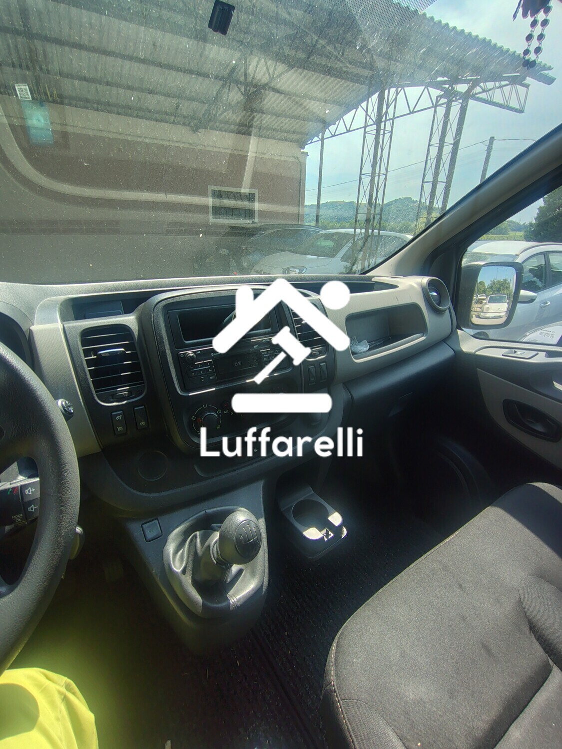 Automezzi Commerciali — foto 2