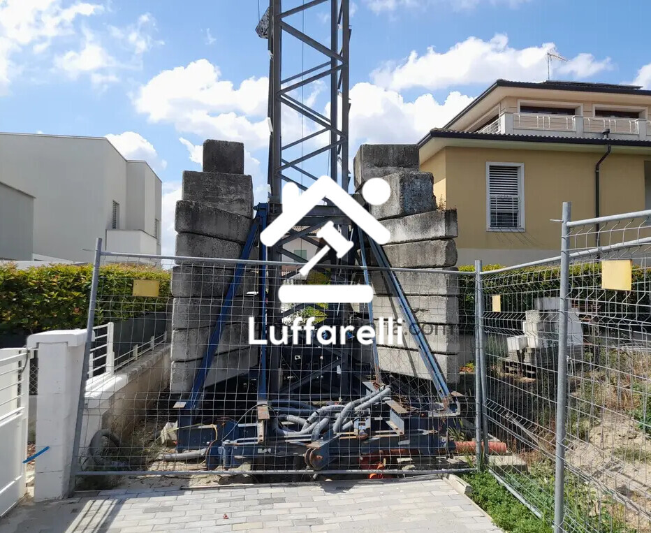 Macchinari, Impianti Ed Attrezzature Per L'Edilizia — foto 3
