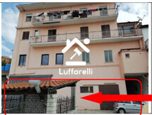 DEPOSITO / MAGAZZINO VIA CROCE TANI FUMONE - FERENTINO