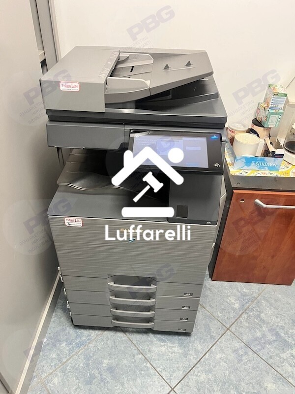 Arredi Da Ufficio E Varie — foto 4