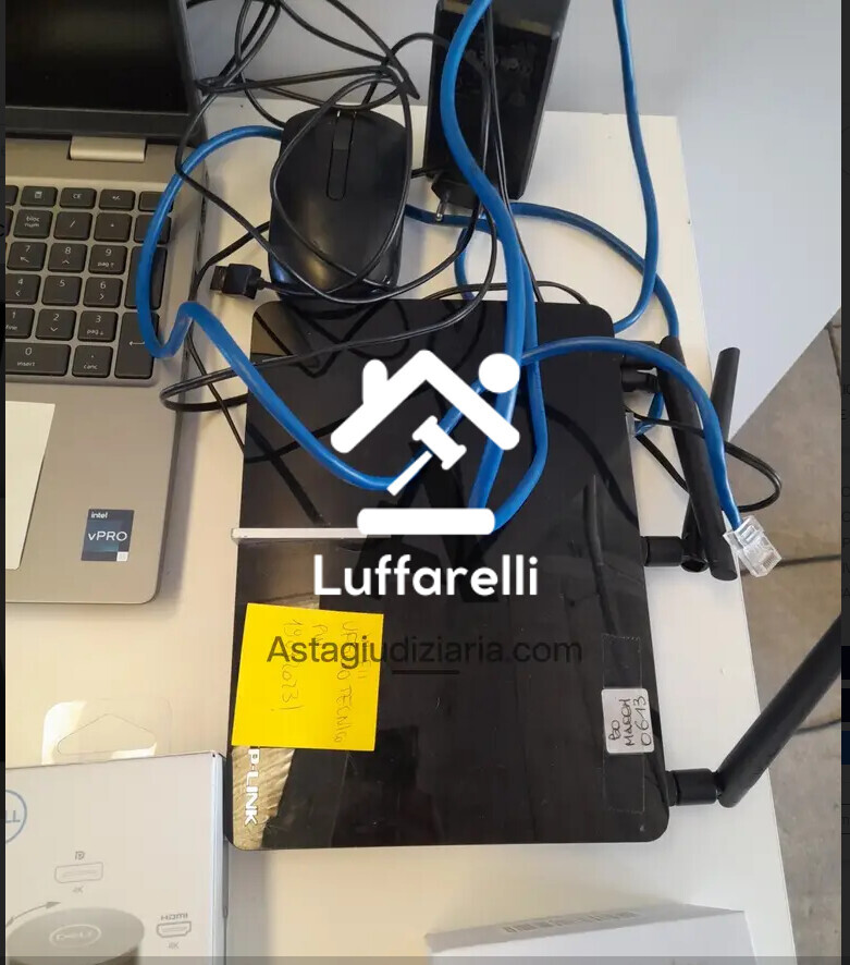 Computer E Attrezzatura Informatica — foto 4