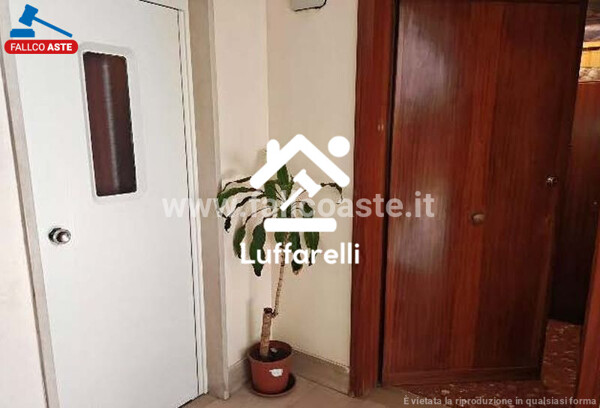 APPARTAMENTO VIA DI GROTTAROSSA - ROMA — foto 4