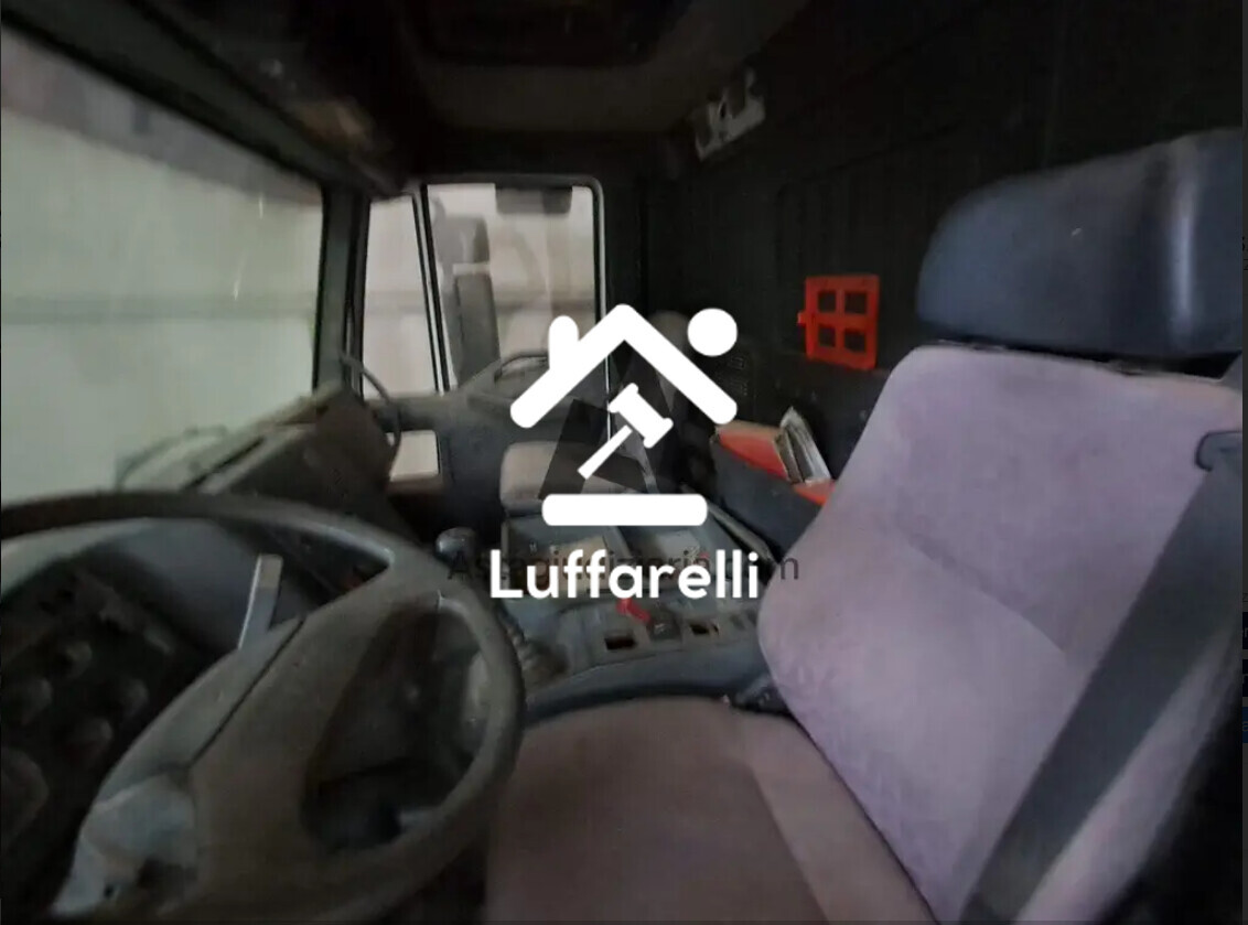 Automezzi Commerciali — foto 4
