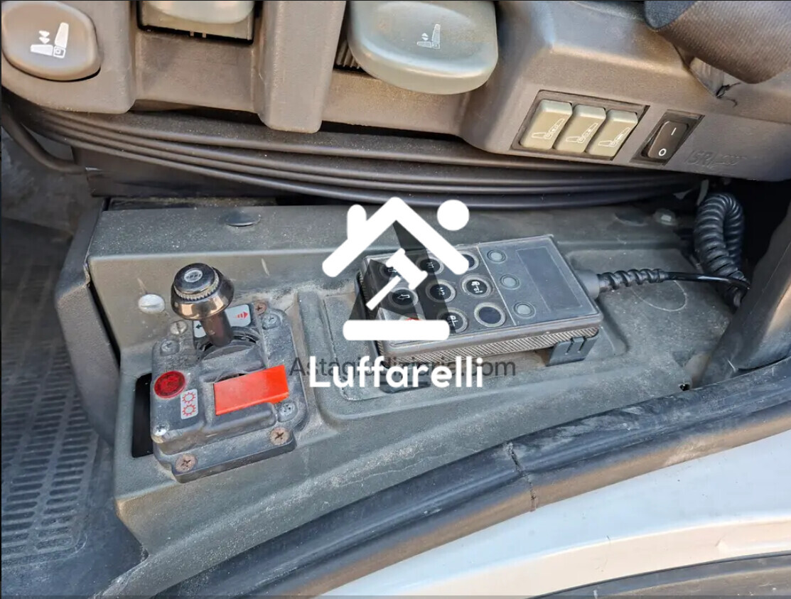 Automezzi Commerciali — foto 5