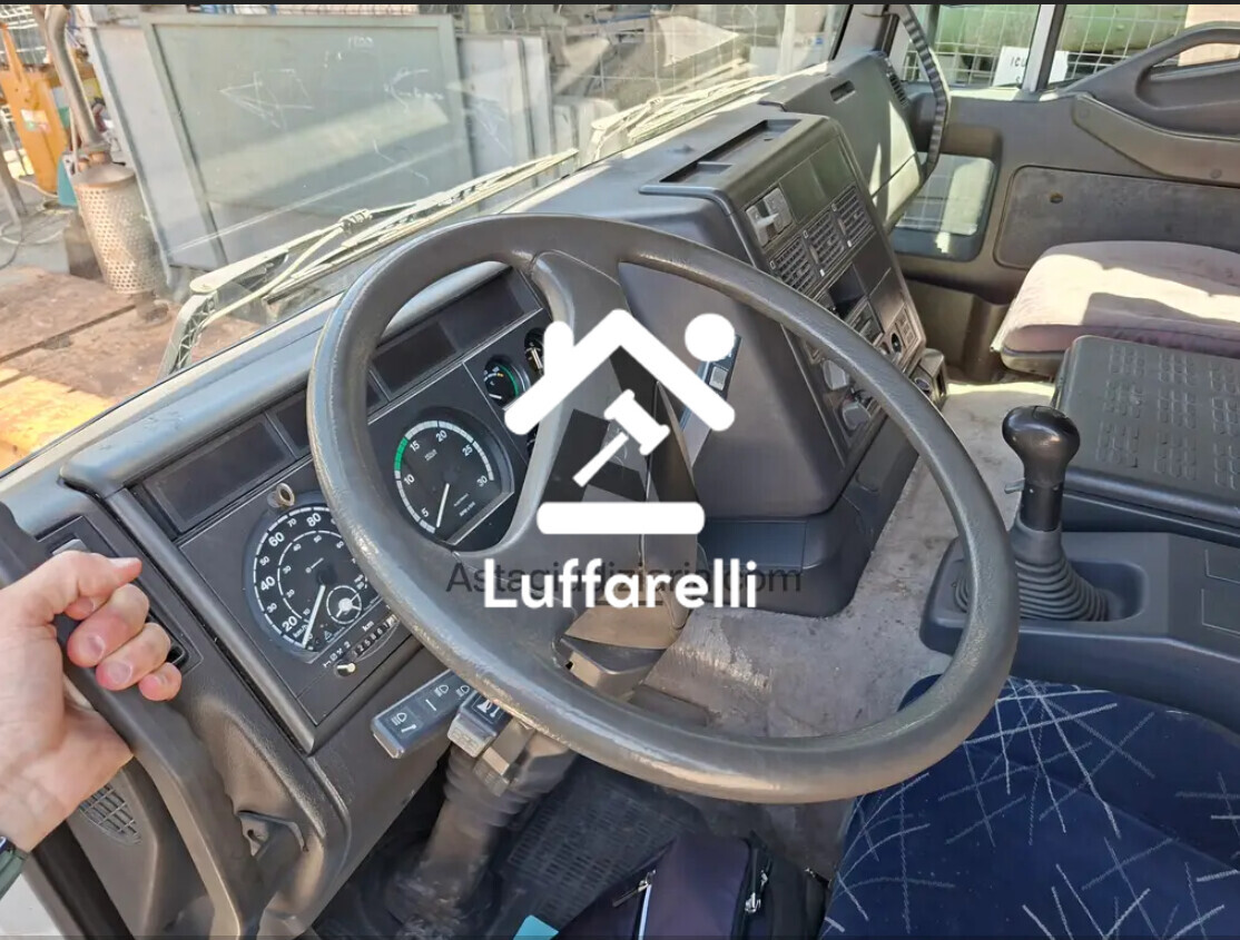 Automezzi Commerciali — foto 4