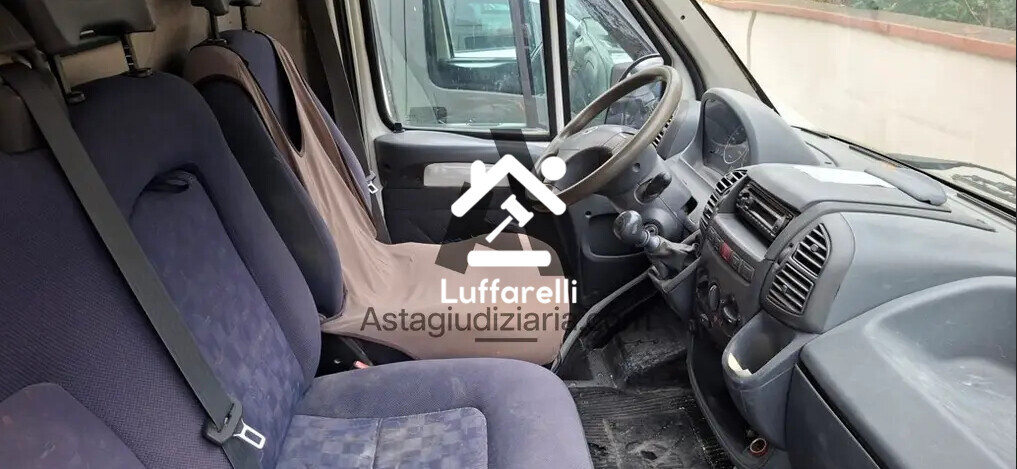 Automezzi Commerciali — foto 4