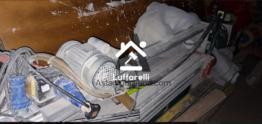 Attrezzature Ed Utensili — foto 4