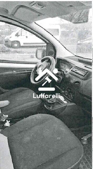 Automezzi Commerciali — foto 4