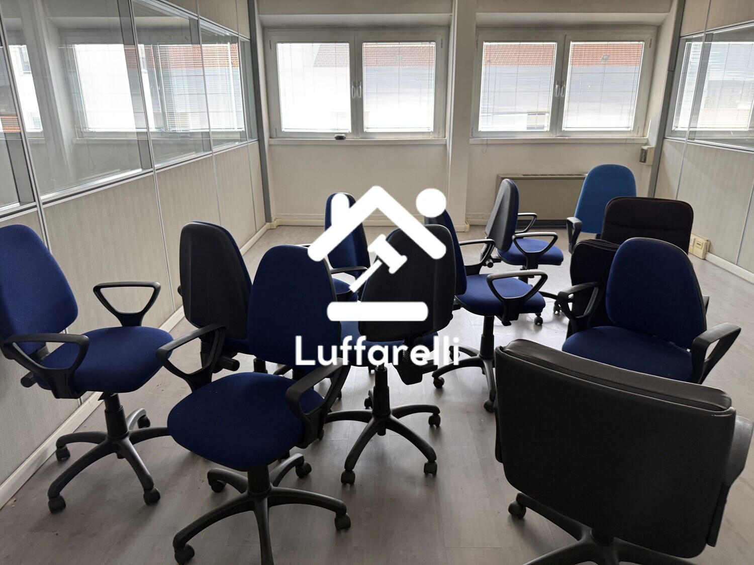 Arredi Da Ufficio E Varie — foto 4