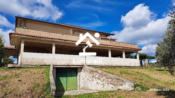 CASA / VILLA VIA EMILIA ROMAGNA - GENZANO DI ROMA — foto 5