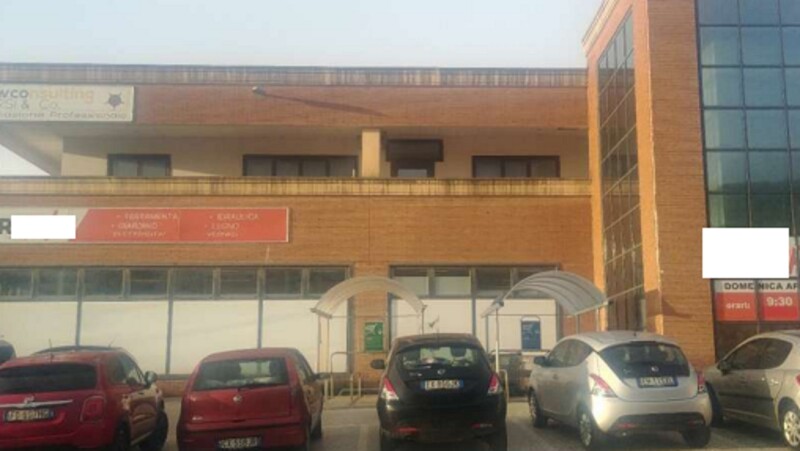 Immagine di NEGOZIO VIA FLAMINIA – FOSSATO DI VICO  (PG)