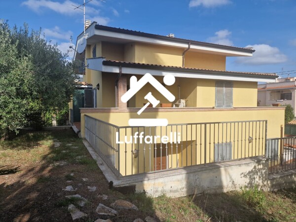 CASA / VILLA VIA PASSO DEL MURAGLIONE - NETTUNO — foto 2