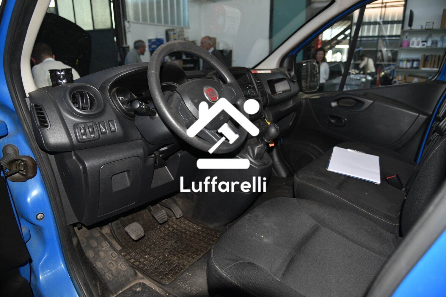Automezzi Commerciali — foto 2
