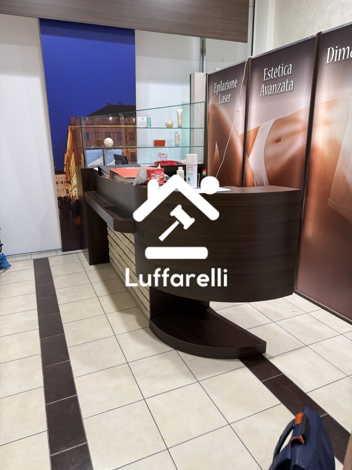 Mobili E Arredo Per Ufficio — foto 3