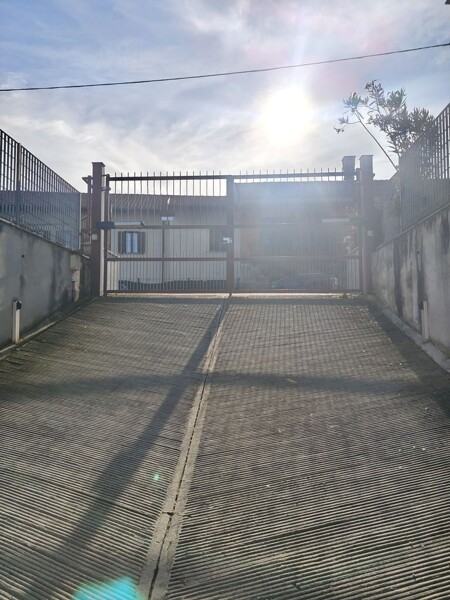 DEPOSITO / MAGAZZINO STRADA BERTOLLA - TORINO — foto 2