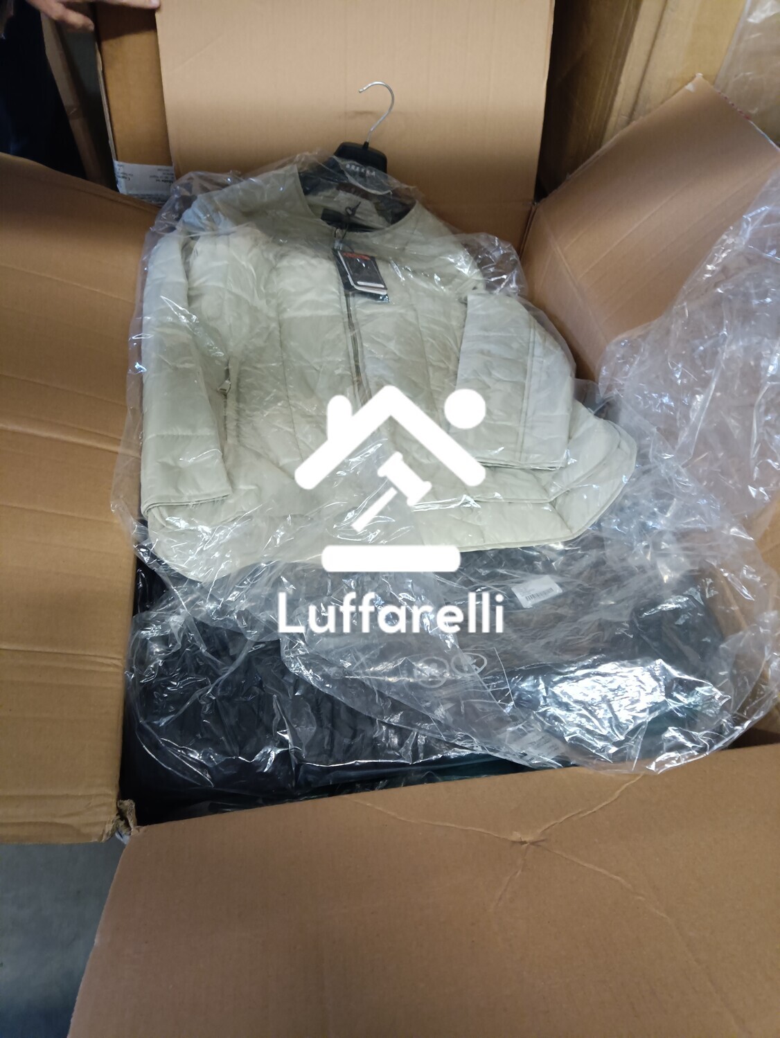 Abbigliamento E Calzature — foto 4