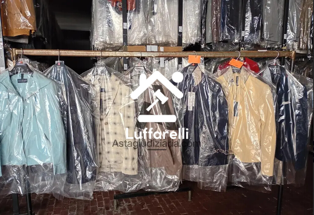 Abbigliamento E Calzature — foto 2
