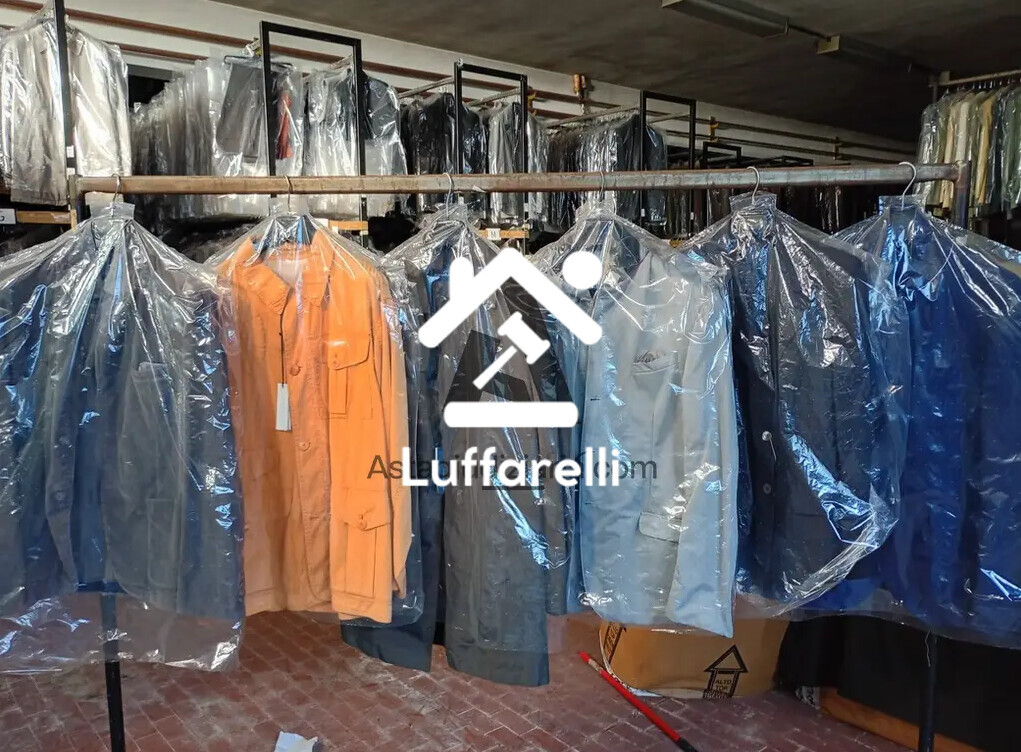 Abbigliamento E Calzature — foto 2