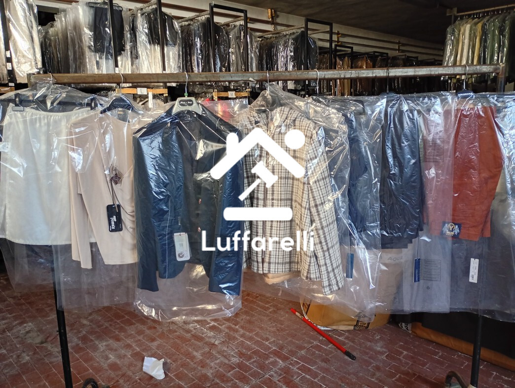 Abbigliamento E Calzature — foto 3