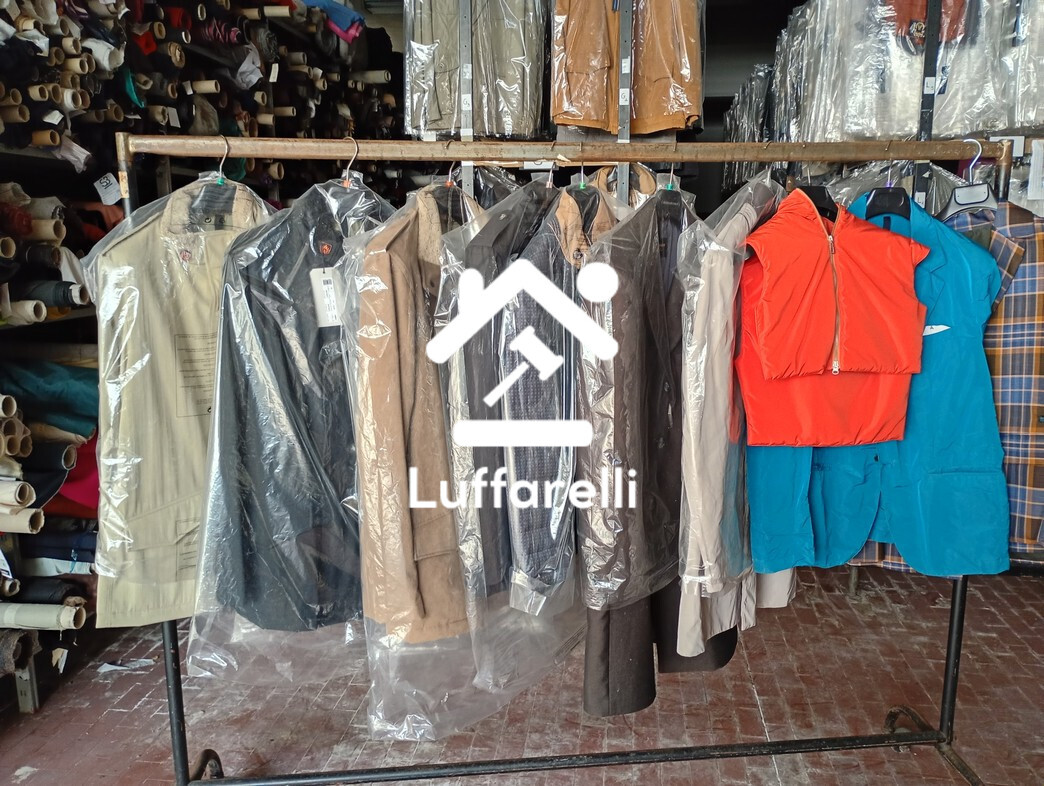 Abbigliamento E Calzature — foto 7
