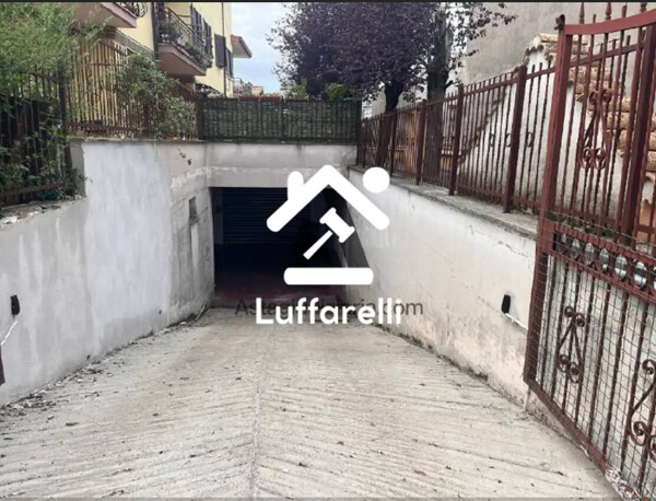 DEPOSITO / MAGAZZINO VIALE ALDO MORO - GALLICANO NEL LAZIO — foto 4