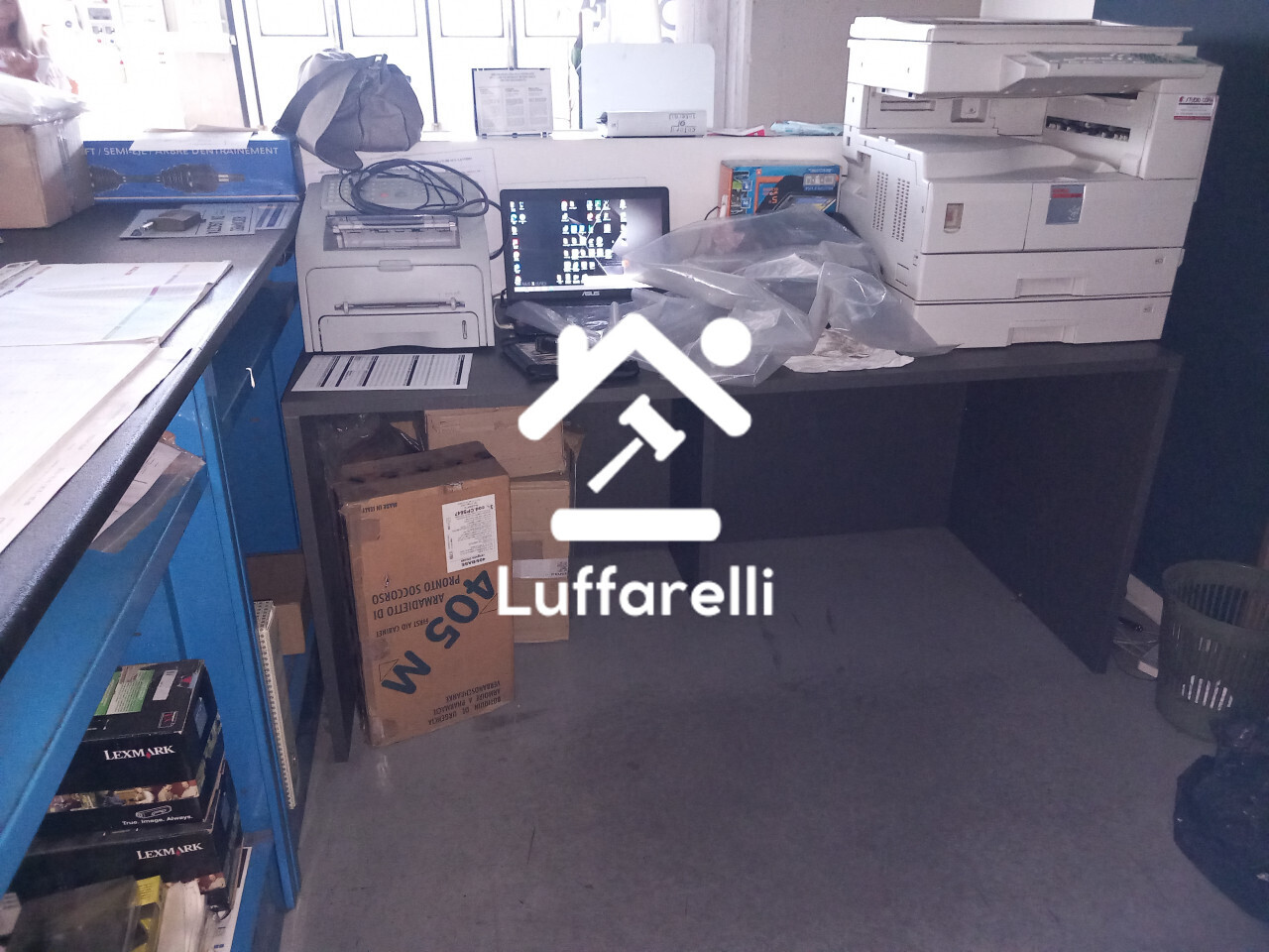 Arredi Da Ufficio E Varie — foto 8