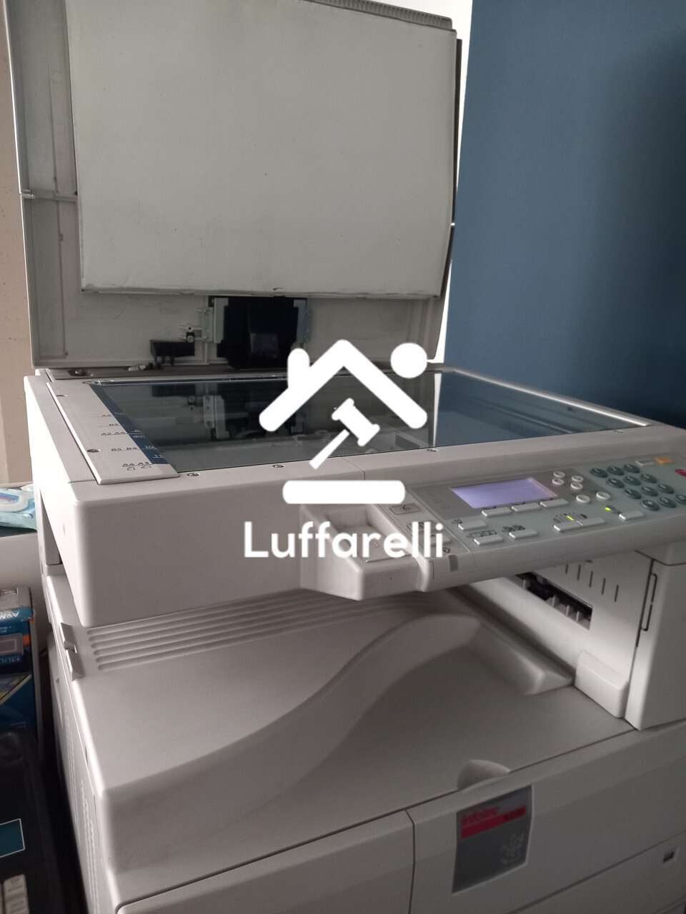 Arredi Da Ufficio E Varie — foto 4