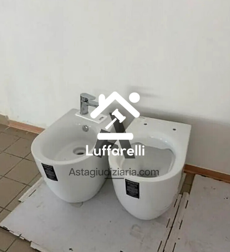 Arredi Da Ufficio E Varie — foto 2
