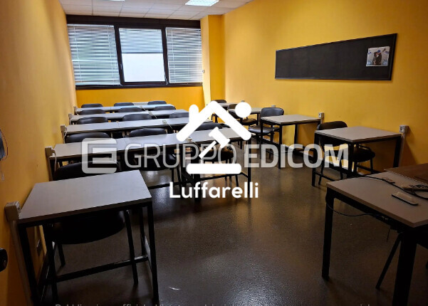 Arredi Da Ufficio E Varie — foto 3