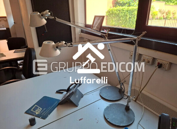Mobili E Arredo Per Ufficio — foto 4