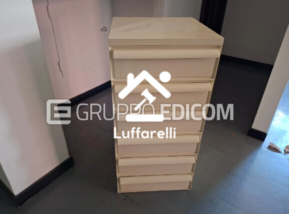 Arredi Da Ufficio E Varie — foto 2