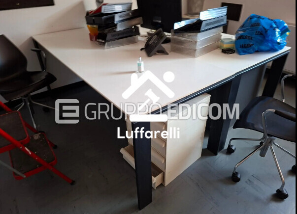 Arredi Da Ufficio E Varie — foto 3