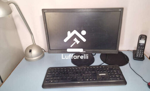 Computer E Attrezzatura Informatica — foto 4