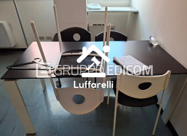 Arredi Da Ufficio E Varie — foto 5