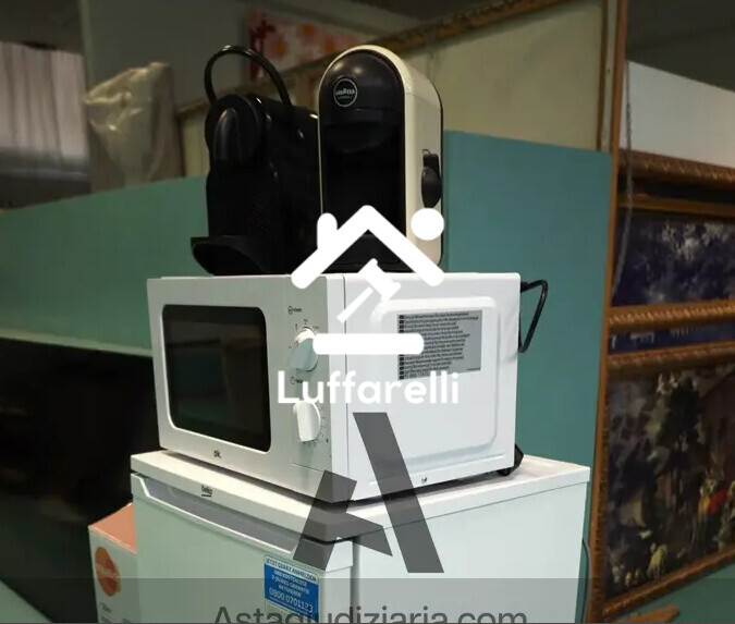 Computer E Attrezzatura Informatica — foto 2